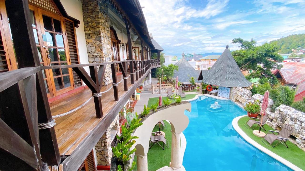 Tropicana Castle Dive Resort Powered By Cocotel Puerto Galera Exteriér fotografie